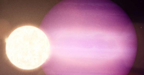 Космическият обект WD 1856 b е наистина специален Той е