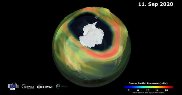 Дупката в озоновия слой над Антарктика е една от най-големите