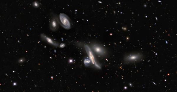 Астрономи създадоха невероятна нова карта на Вселената Това двуизмерно изображение