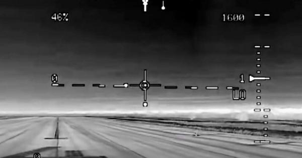 Видео, заснето от американските военни, показва момента, в който боен