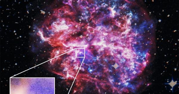 Масивните звезди умират с гръм и трясък Смъртта им е