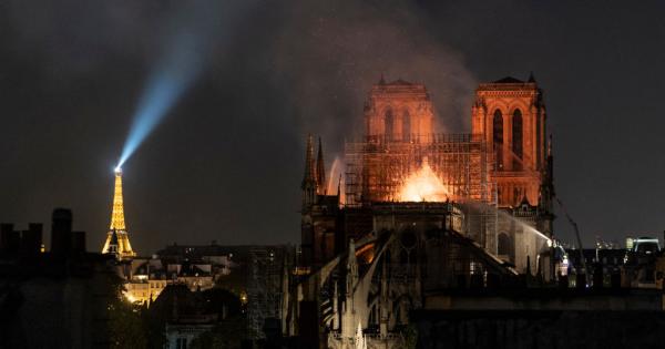 Въпреки всички щети които нанесе пожарът в Нотр Дам през