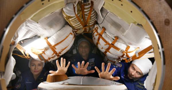 След две седмици снимки в Космоса днес в 7 35 часа