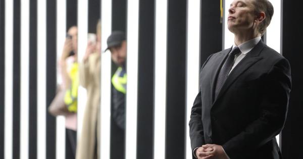 Американските федерални власти започнаха разследване на компанията Нюралинк собственост на