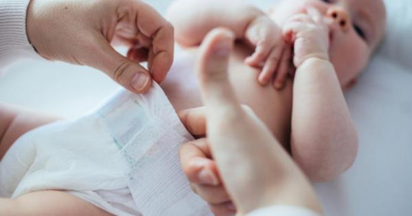 Няколко седмици след раждането на бебето пъпът му е