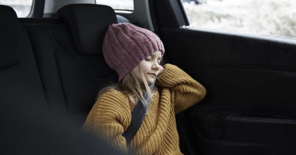 Децата обичат да пътуват с родителите си но някои трудно