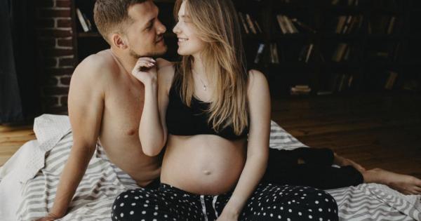 Непосредствено преди раждането когато бебето вече се счита за доносено