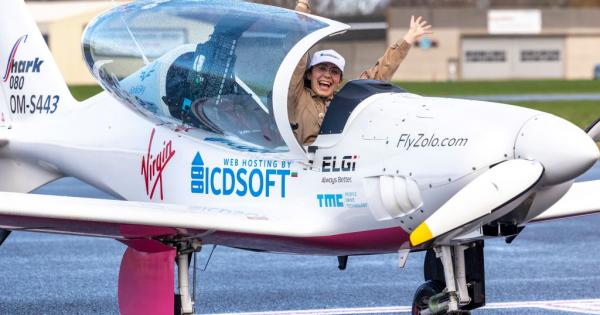 19 годишната Зара Ръдърфорд успя да подобри световния рекорд за най млада