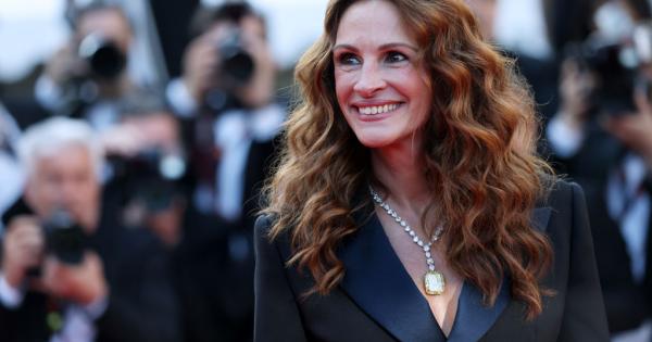 54 годишната Джулия Робъртс украси корицата на френското издание на списание