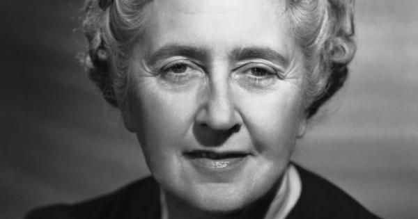 Тази година честваме 131 години от рождението на Агата Кристи