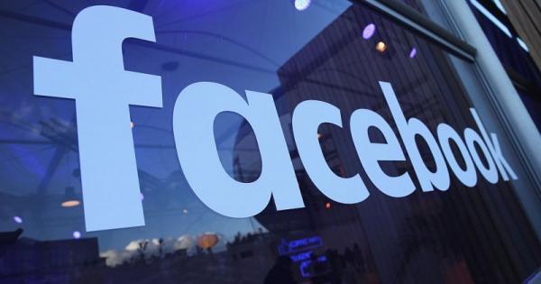 Гигантът в сферата на социалните мрежи Facebook смята да смени търговското