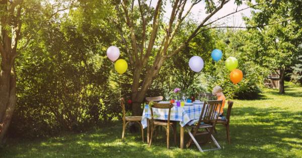 Пролетта е сезонът за градински прогимназиални и гимназиални партита Родителските