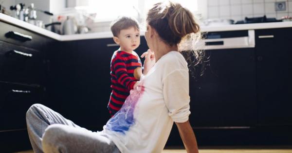 Момичетата трябва да изрекат първите си думички преди 1 годишна възраст