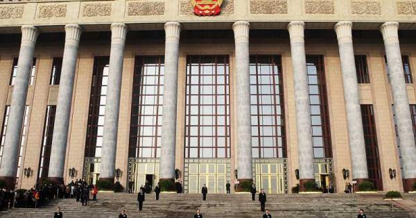 Мащабен нов плана за поставяне под контрол на алгоритмите на