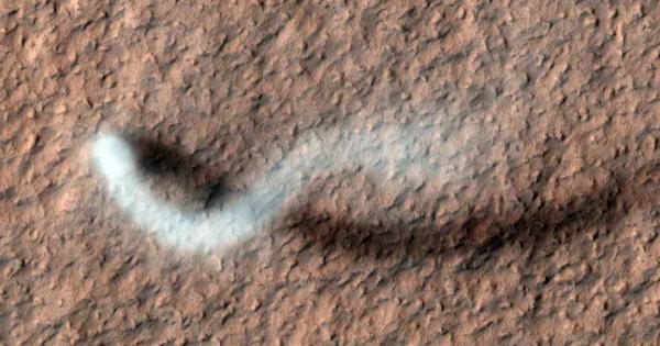 Как звучи прахолякът на Червената планета Марсоходът Пърсивиърънс на NASA