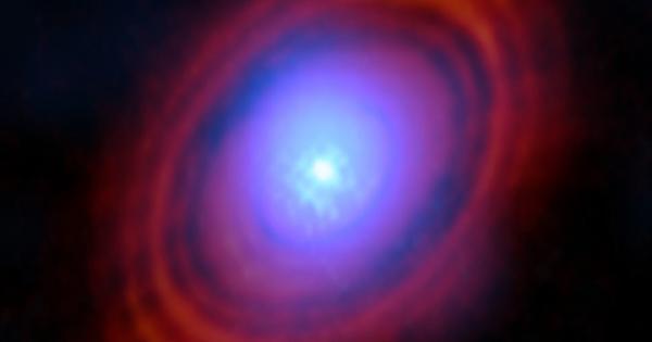 Снимка: ALMA откри водни пари в протопланетарния диск на млада звезда