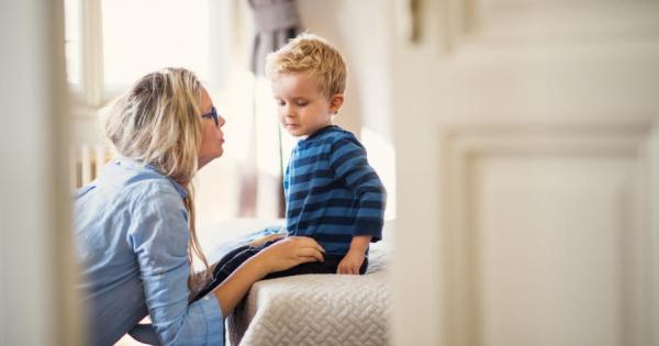 Коя дума хлапето между 1 и 3 години казва най често