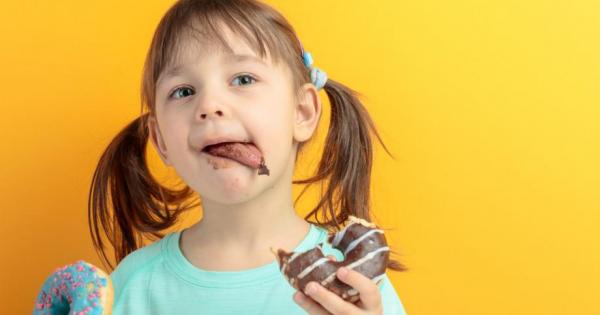 В сравнение с възрастните децата и подрастващите имат нужда от