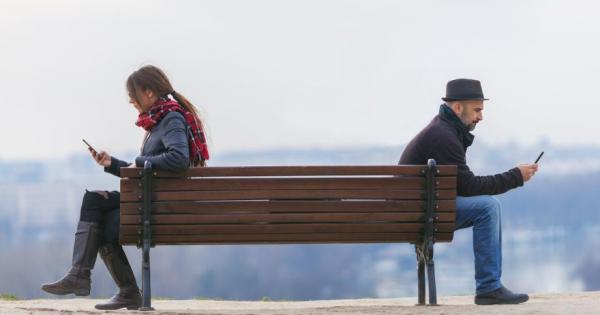 Когато двама души които са се обичали се разделят няма