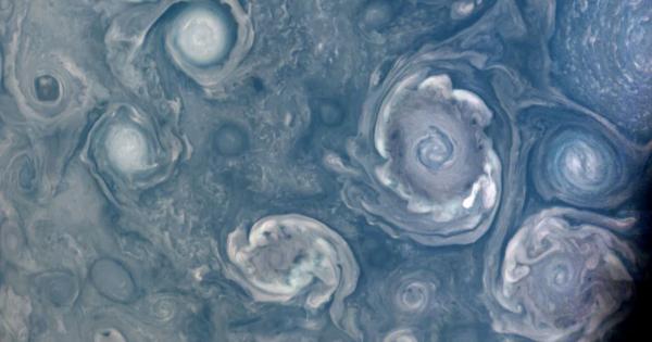 На 5 и юли Джуно извърши своя 43 ти близък полет край