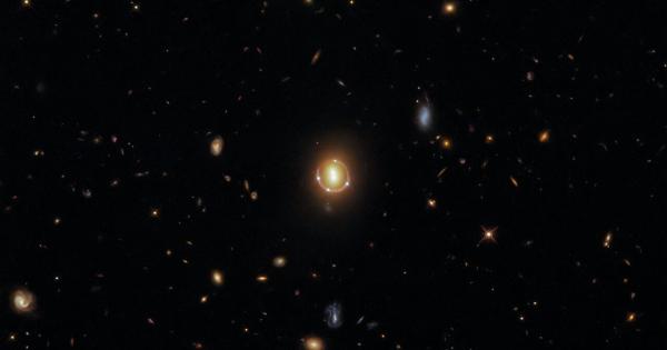 Гравитацията е онова странно и мистериозно лепило което свързва отделните