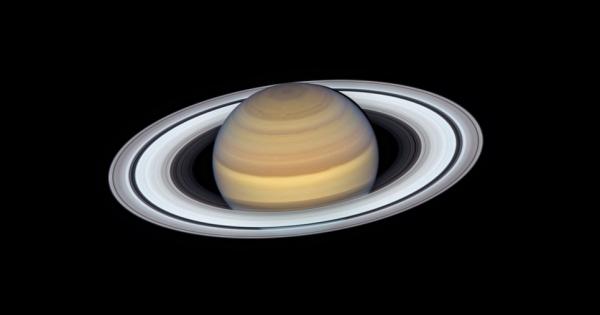 Ако някой ден междузвездни пътешественици навестят нашата Слънчева система Сатурн