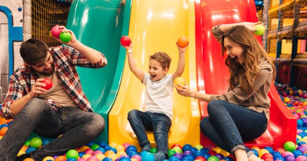 Поощрение милувка и дори някой подарък ей така без повод