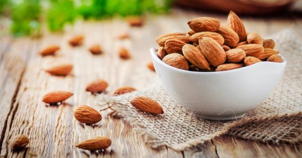 Шепа бадеми на ден може да помогне за намаляване на