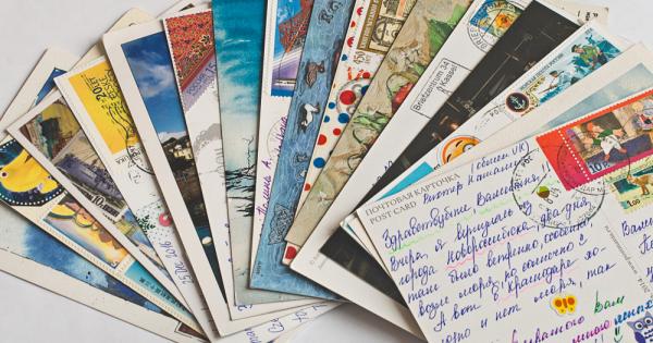 Въпреки че днес почти никой не праща традиционните пощенски картички