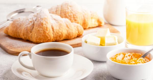 Хората които закусват с рафинирани въглехидрати бял хляб печива