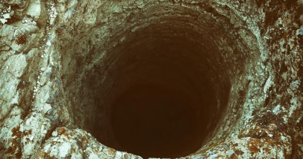 Мехур от газ метан издуващ се под разтапящия се вечно замръзнал лед