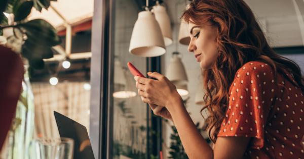 Комикът Азиз Ансари и социологът Ерик Кинсберг написаха книгата Modern