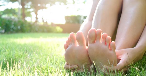 Повечето хора страдат от отоци и болки в краката Как