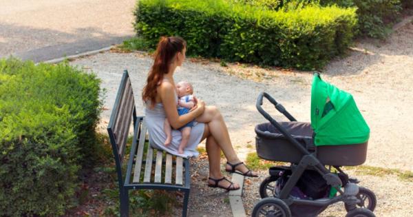 Кърменето на бебето е естествен жест който също така е