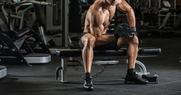 В зависимост от броя на мускулните групи които натоварват упражненията