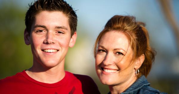 Порасналите деца понякога са трудни за разбиране и съжителство Особено