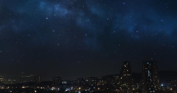 Всяка година нощното небе става все по светло и звездите се