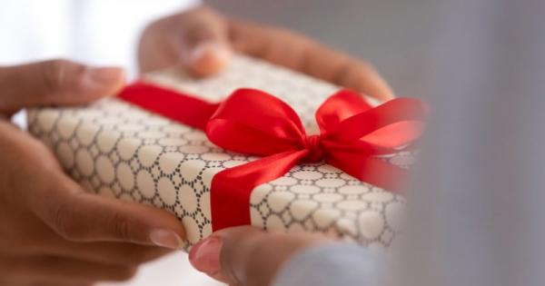 За повечето хора купуването на подаръци е доста стресиращо начинание