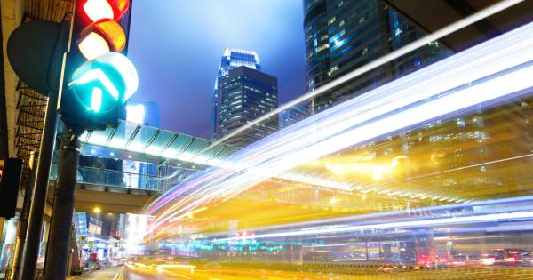 Един ден със светофара който висял на главния площад в