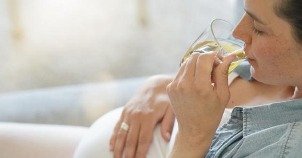 Много бременни избягват сериозно кафето заради кофеина алкохола пушенето и