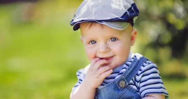 Какво умее да прави детето на 1 годинка и дали