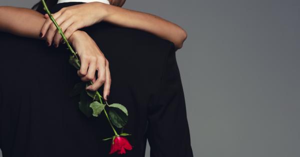 Познати са ви пеперудките в стомаха нали Изглежда че любовта