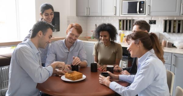 Добрите отношения с колегите са полезни и за здравето До