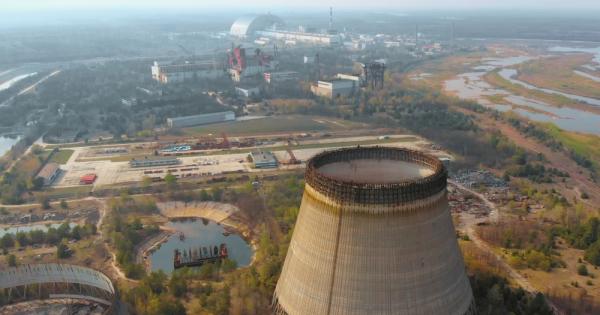 Атомната електроцентрала Чернобил“ и съоръженията в зоната за отцепване останаха