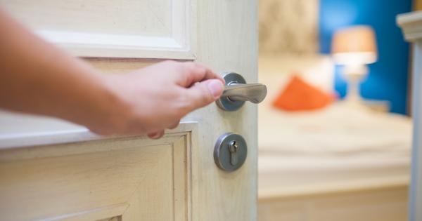 Със сигурност ви се е случвало – влизате в стаята