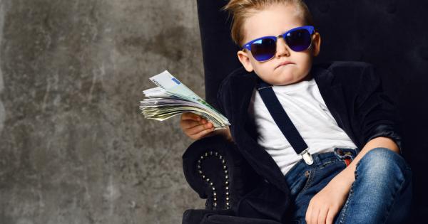 Високомерният човек си мисли че превъзхожда другите и им дава