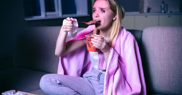 Какво по приятно от това да се сгушиш на дивана с