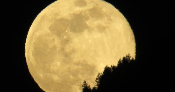 Погледнете небето този уикенд тъй като предстоящата Снежна суперлуна ще