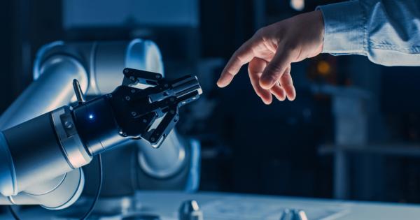В Техническия университет – филиал Пловдив учат ръка робот да помага на хора