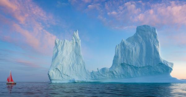 Гренландия е най големият остров в света като заема 2 175 000 км2 или